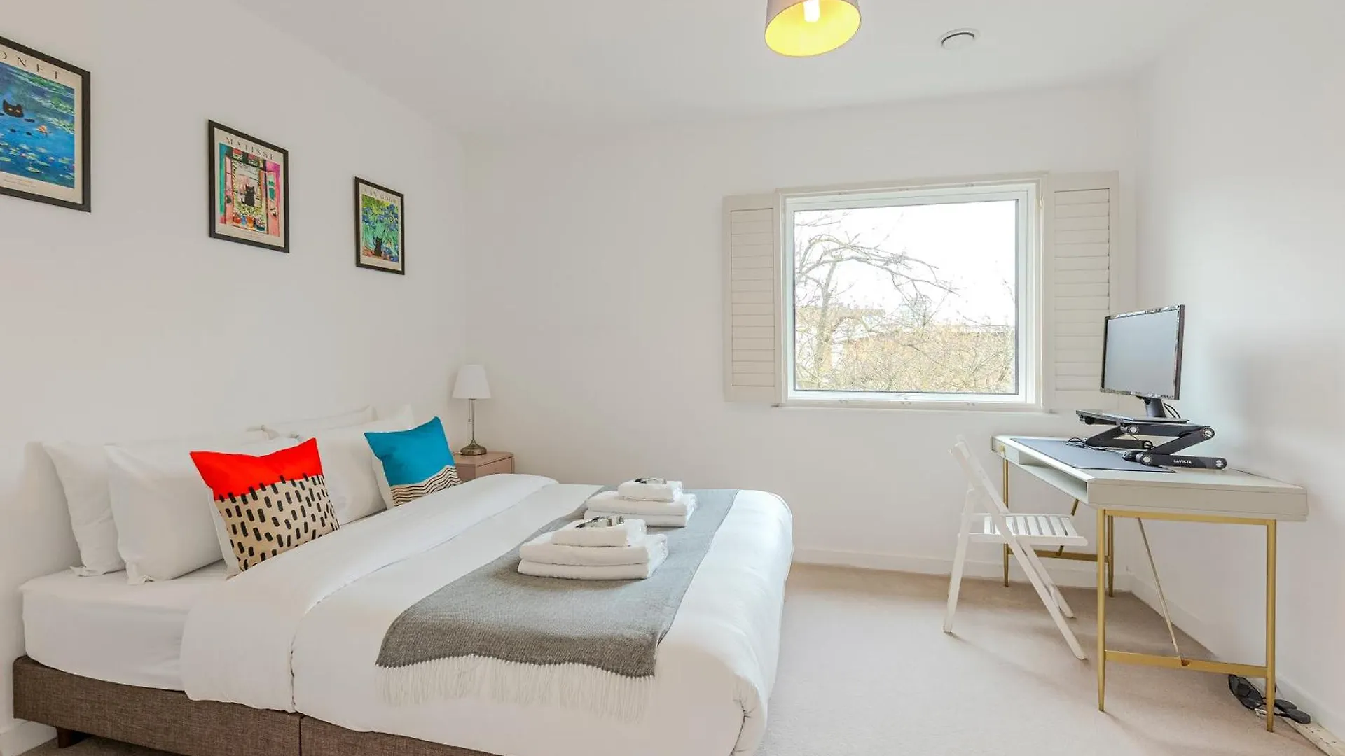Spacious 2Br Apt With Balcony In Camberwell 伦敦 公寓